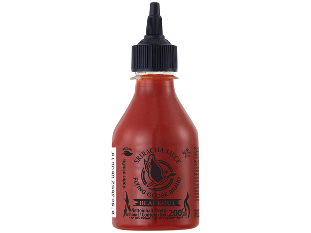 Sriracha Chilisauce Black Out