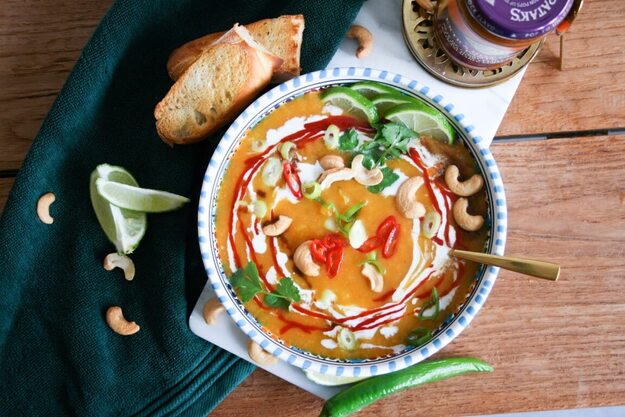 Kürbissuppe mit Kokosnuss und Curry