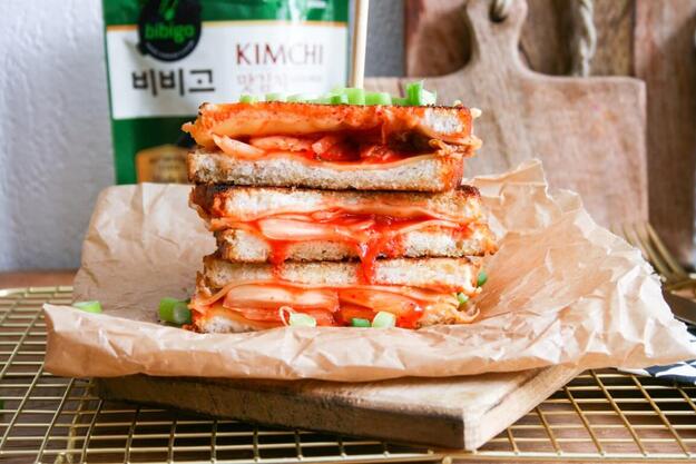 Gegrillter Kimchi-Käse